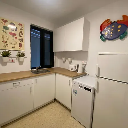 St Julians With Terrace Apartament *