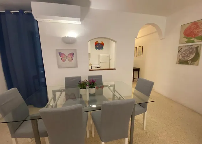 St Julians With Terrace Διαμέρισμα *