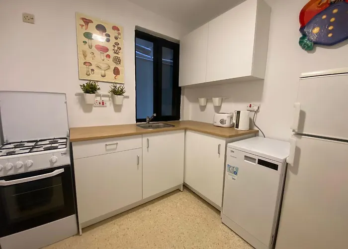 St Julians With Terrace * Saint Julian's